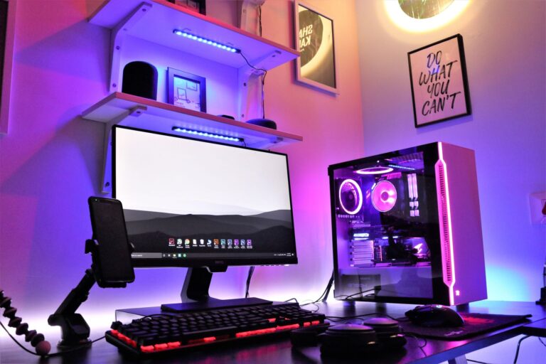Minecraft stream and build series small creator