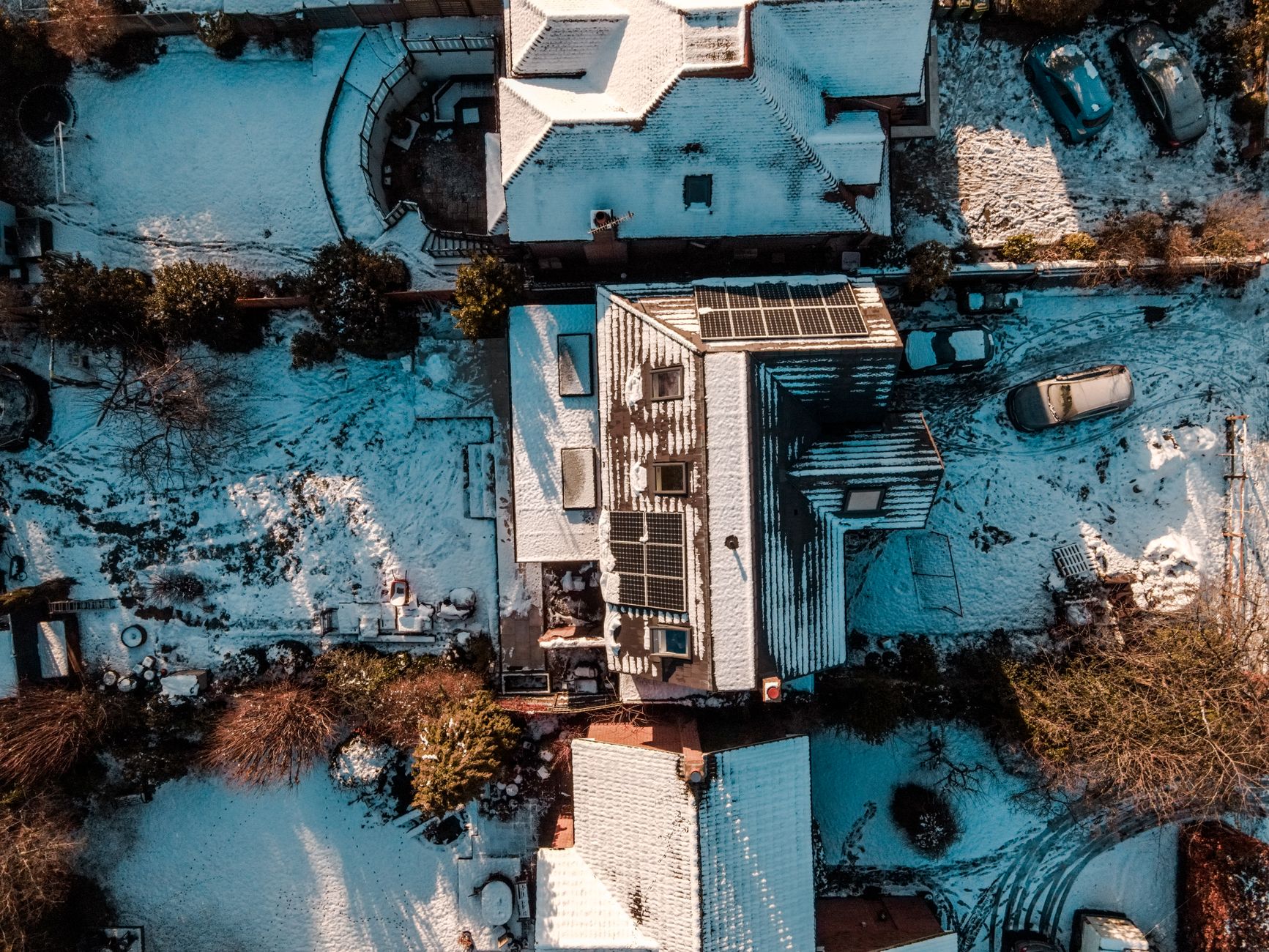 Selling a Home in Winter: Do Drone Photos Still Help?