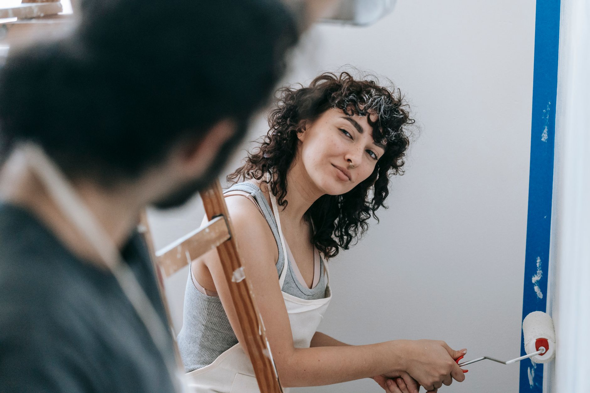 Interior Painting in a Regina Winter: Ventilation, Temperature and Cure Times